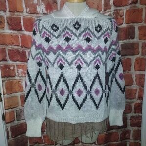 Women's sz Medium pull over hooded sweater